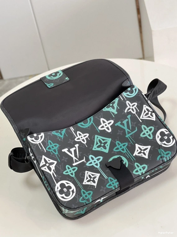 LOUIS VUITTON MESSENGER MM ARCHY 0811